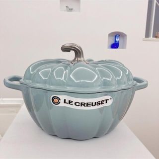 ルクルーゼ(LE CREUSET)の新品未使用 ルクルーゼ　シグニチャー ココット・パンプキン 24cm シーソルト(鍋/フライパン)