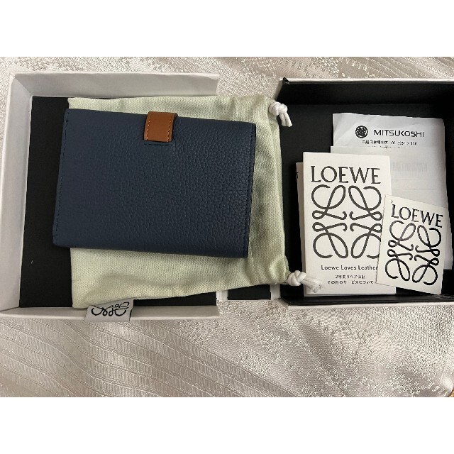 輸入品日本向け 【即日発送】LOEWE ロエベ 三つ折り財布 ウォレット ...