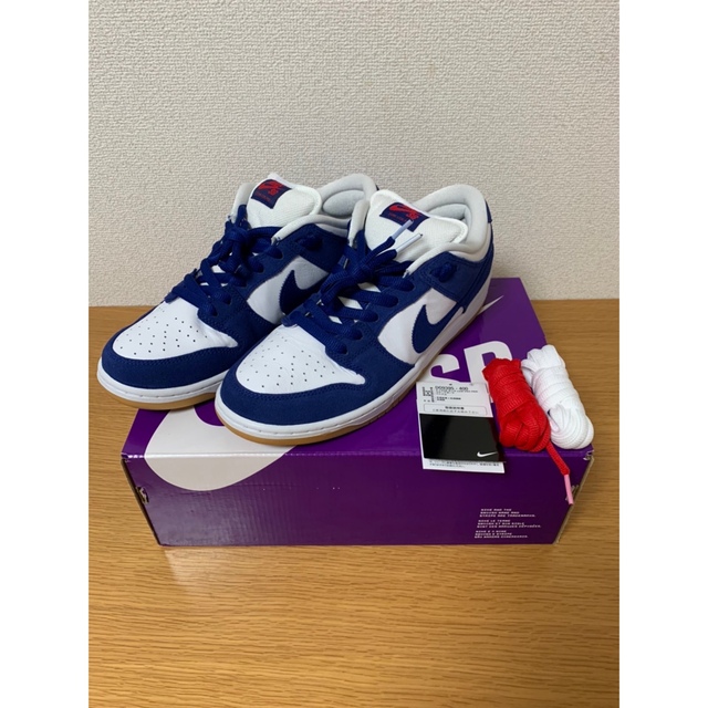 NIKE(ナイキ)のNike SB Dunk Low Los Angeles Dodgers メンズの靴/シューズ(スニーカー)の商品写真