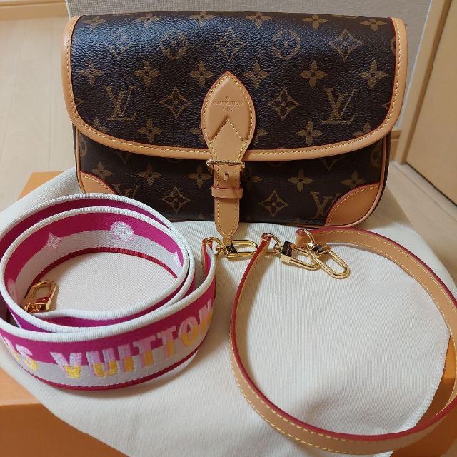Louis VuittonモノグラムディアヌNM PM フューシャ Louis VuittonモノグラムディアヌNM PM フューシャ