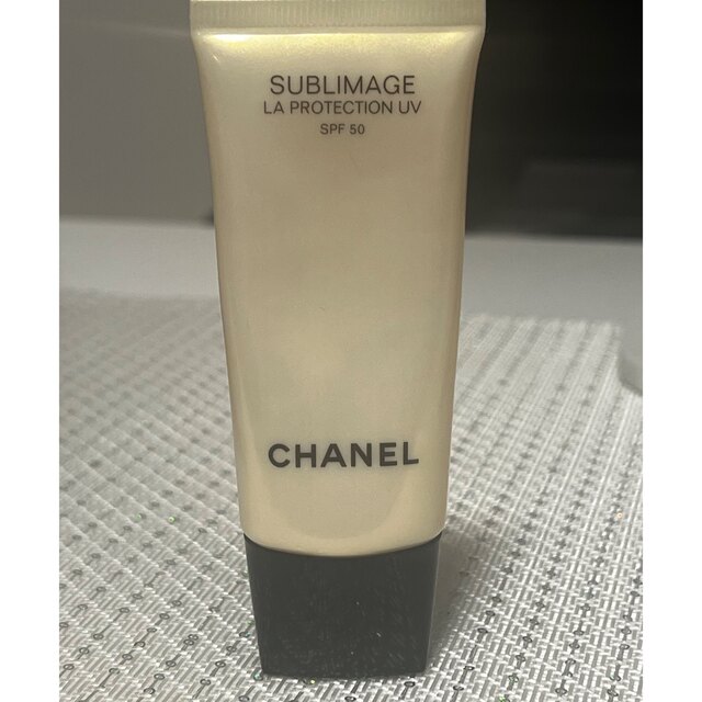 CHANEL(シャネル)の【ほぼ新品】シャネル サブリマージュ ラ プロテクシオン UV 50 30ml コスメ/美容のベースメイク/化粧品(化粧下地)の商品写真