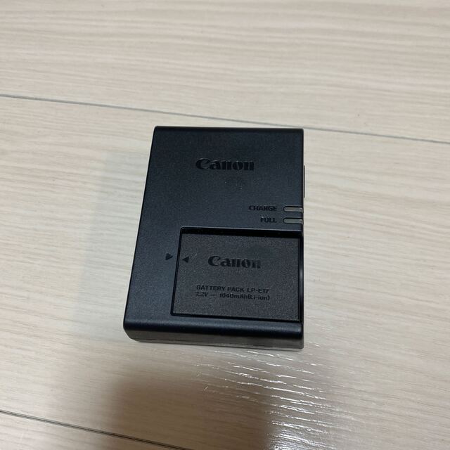 Canon(キヤノン)のCanon EOS kiss X9i ダブルズームキット スマホ/家電/カメラのカメラ(デジタル一眼)の商品写真