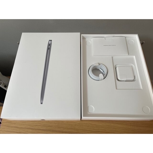 Apple(アップル)のMacbook Air 13 M1 メモリ16GB 256GB  新品マウス付き スマホ/家電/カメラのPC/タブレット(ノートPC)の商品写真