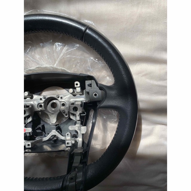 TOYOTA 30prius leather steering wheel. 4