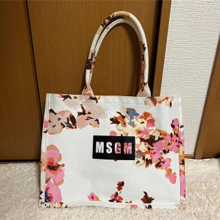 エムエスジイエム(MSGM)のMSGM キャンバストートバッグ 花柄(トートバッグ)