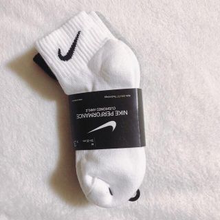 ナイキ(NIKE)の専用です。NIKE  クッション　ソックス　　3足組　　　23〜25(ソックス)