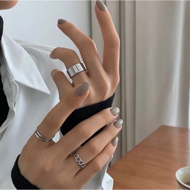シルバーリング　3点セット　メンズ　レディース　フリーサイズ　韓国　指輪 レディースのアクセサリー(リング(指輪))の商品写真