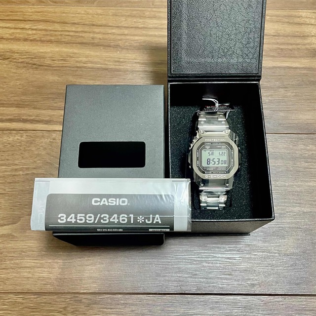 【新品】G-SHOCK GMW-B5000D-1JF フルメタル シルバー腕時計(デジタル)