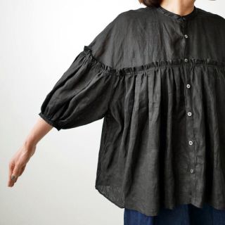 ネストローブ(nest Robe)のUNIVERSAL TISSU フレンチリネンギャザーブラウス (シャツ/ブラウス(長袖/七分))