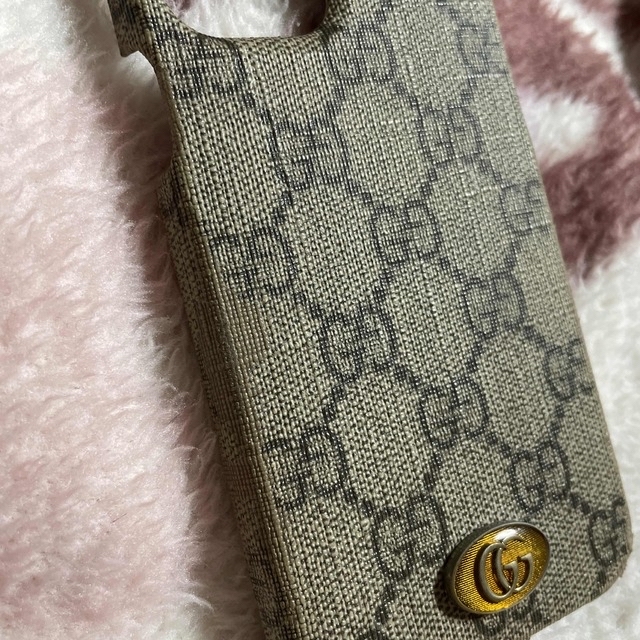 Gucci(グッチ)のGUCCI iPhone12ケース スマホ/家電/カメラのスマホアクセサリー(iPhoneケース)の商品写真