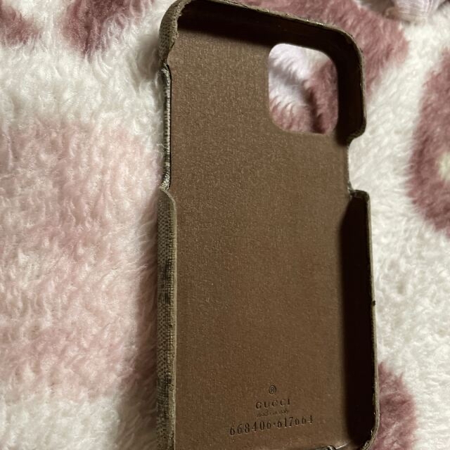 Gucci(グッチ)のGUCCI iPhone12ケース スマホ/家電/カメラのスマホアクセサリー(iPhoneケース)の商品写真