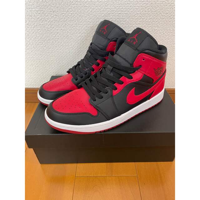 NIKE AIR JORDAN 1 MID "BRED"  28.5