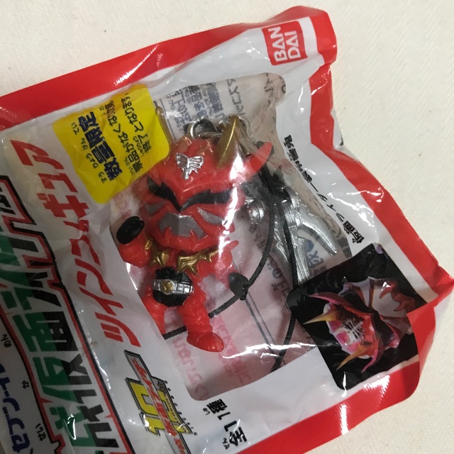 仮面ライダーバトル ガンバライド(カメンライダーバトルガンバライド)の仮面ライダー装甲響鬼　ストラップ エンタメ/ホビーのフィギュア(特撮)の商品写真