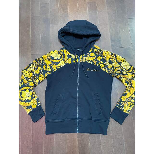 ヴェルサーチ versace バロッコ柄 パーカー スウェット fendace