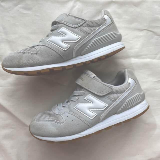 New Balance(ニューバランス)のニューバランス　YV996CPS 19 キッズ/ベビー/マタニティのキッズ靴/シューズ(15cm~)(スニーカー)の商品写真