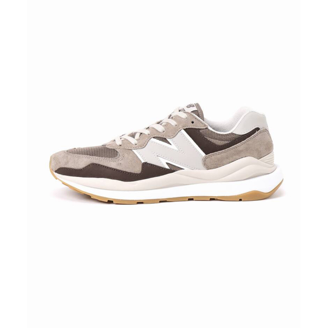 スニーカー 新品未使用❣️newbalance M5740 IENA別注スニーカー ブラウン スニーカー 新品未使用❣️newbalance M5740 IENA別注スニーカー ブラウン