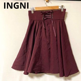 イング(INGNI)のINGNI ディープレッド 膝丈スカート ウエストの編み上げが可愛いです♡(ひざ丈スカート)