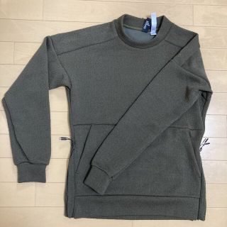 アディダス(adidas)の【美品】adidas カーキ　スウェット(トレーナー/スウェット)