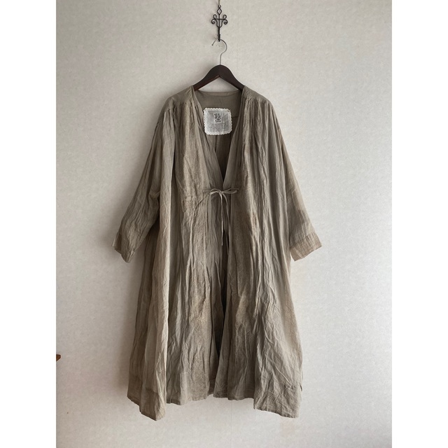 nest Robe(ネストローブ)の新品 gasa ライナー付き羽織りワンピース 草木染 native villge レディースのワンピース(ロングワンピース/マキシワンピース)の商品写真