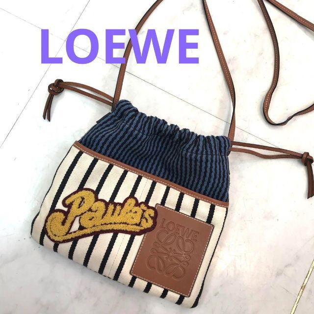 LOEWE(ロエベ)のロエベ　パウラズイビザ　ドローストリング　ポーチ　ショルダーバッグ レディースのバッグ(ショルダーバッグ)の商品写真