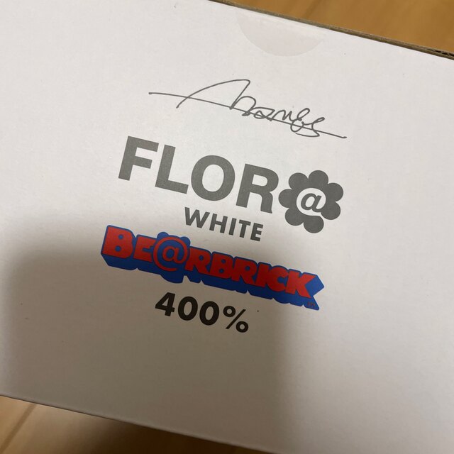 BE@RBRICK FLOR@ #2 White 400％