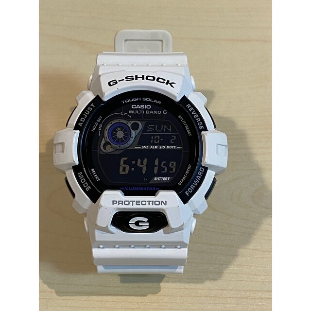 G-SHOCK(ジーショック)のG-SHOCK GW-8900A 電波ソーラー ホワイト メンズの時計(腕時計(デジタル))の商品写真