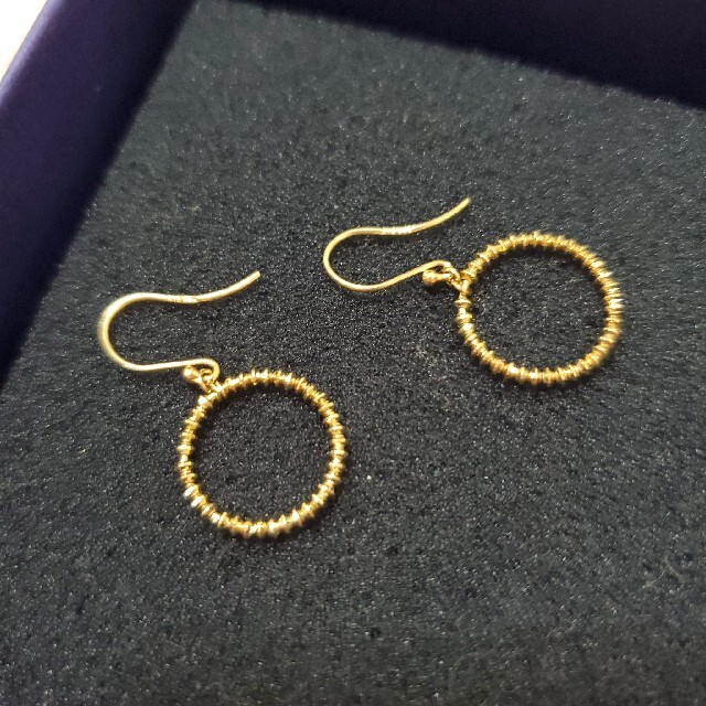 ココシュニック ピアス
