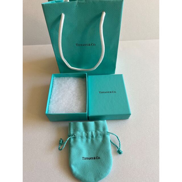 Tiffany & Co.(ティファニー)のティファニー 空箱 紙袋 レディースのバッグ(ショップ袋)の商品写真