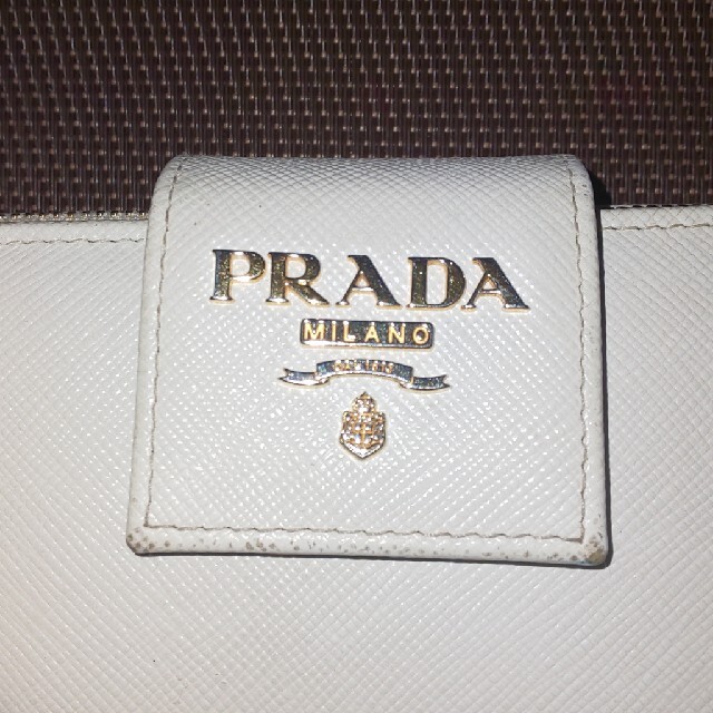 PRADA(プラダ)のPRADA財布 レディースのファッション小物(財布)の商品写真