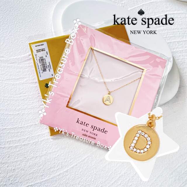 kate spade new york(ケイトスペードニューヨーク)のB020/kate spade/D/パヴェアルファベットペンダントネックレス レディースのアクセサリー(ネックレス)の商品写真