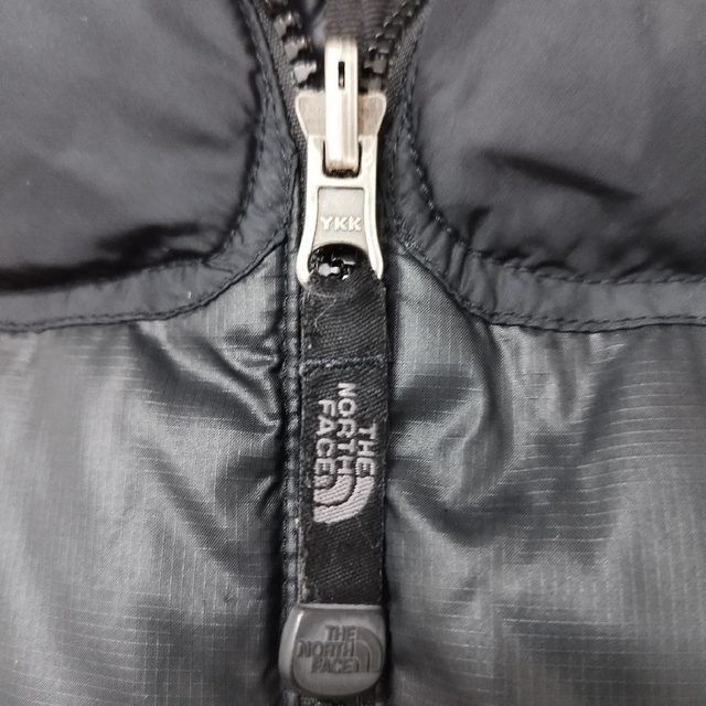 THE NORTH FACE(ザノースフェイス)のNORTHFACE ノースフェイス ダウンベスト700 メンズのジャケット/アウター(ダウンベスト)の商品写真