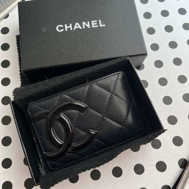 CHANEL(シャネル)のCHANEL マトラッセ　カードケース レディースのファッション小物(名刺入れ/定期入れ)の商品写真