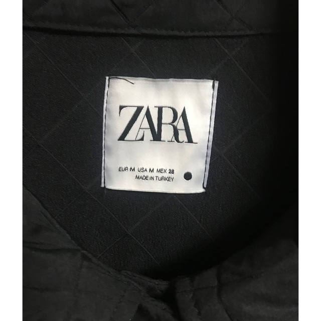 ZARA(ザラ)のZARA  キルティングベスト　ジレ　 レディースのトップス(ベスト/ジレ)の商品写真