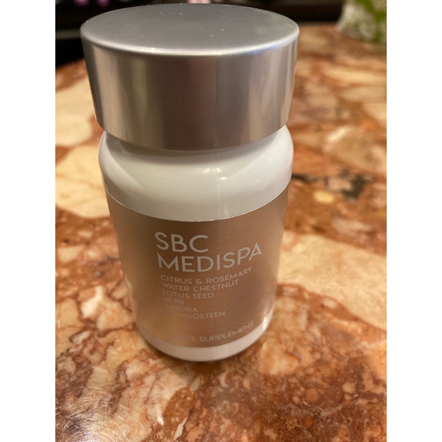 SBC MEDISPA ホワイトサプリメント 飲む日焼け止め  コスメ/美容のコスメ/美容 その他(その他)の商品写真