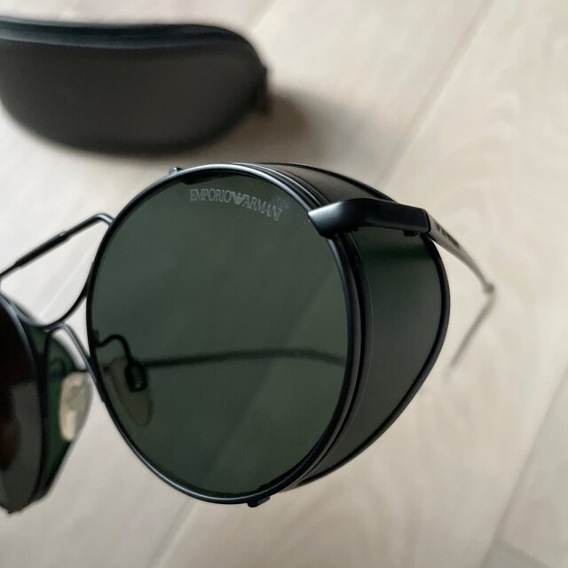 Emporio Armani(エンポリオアルマーニ)のEMPORIO ARMANI サングラス　フード付き メンズのファッション小物(サングラス/メガネ)の商品写真