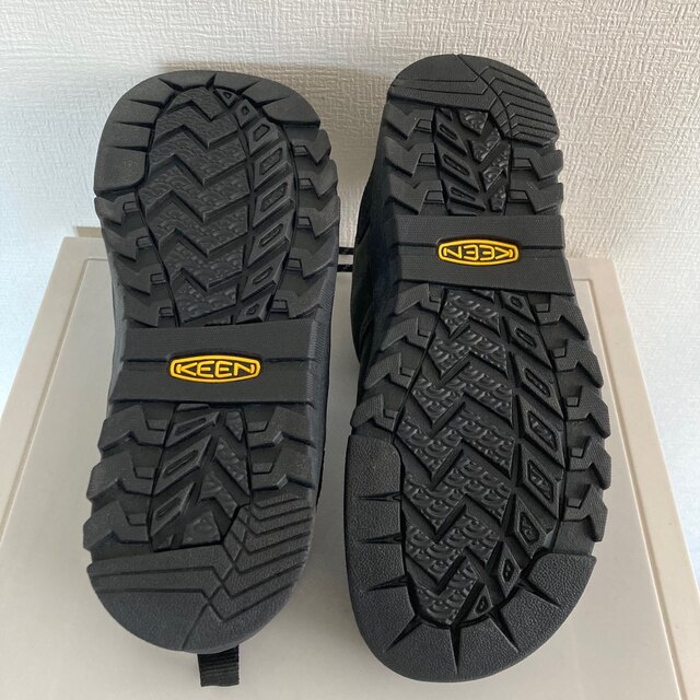 KEEN(キーン)の【新品未使用】キーン シティズン ロー CITIZEN KEEN LOW WP  メンズの靴/シューズ(スニーカー)の商品写真