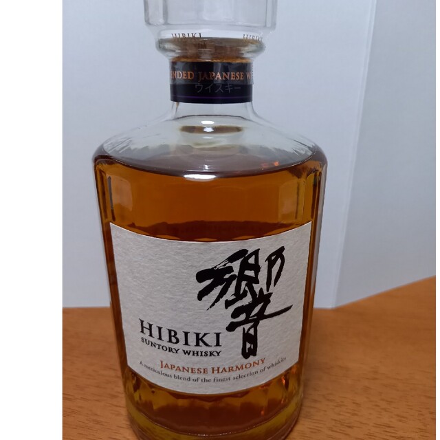 サントリー響ジャパニーズハーモニー700ml - nadiana.com.br
