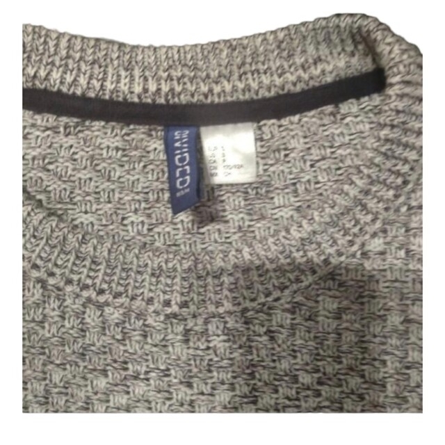 H&M(エイチアンドエム)のエイチ・アンド・エム　H＆M  セーター メンズのトップス(シャツ)の商品写真
