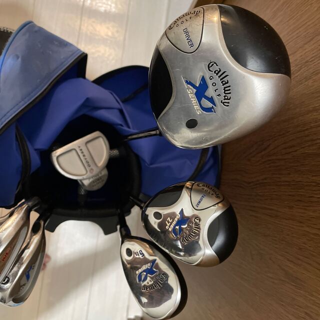 Callaway(キャロウェイ)のキャロウェイ　ジュニア　ゴルフセット　スタンド式キャディバッグ スポーツ/アウトドアのゴルフ(クラブ)の商品写真