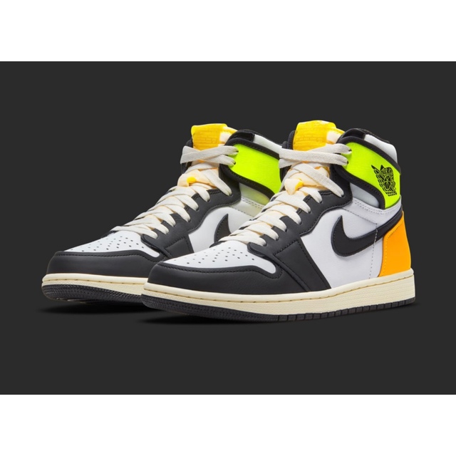 NIKE aj1 volt gold 28センチ　送料無料