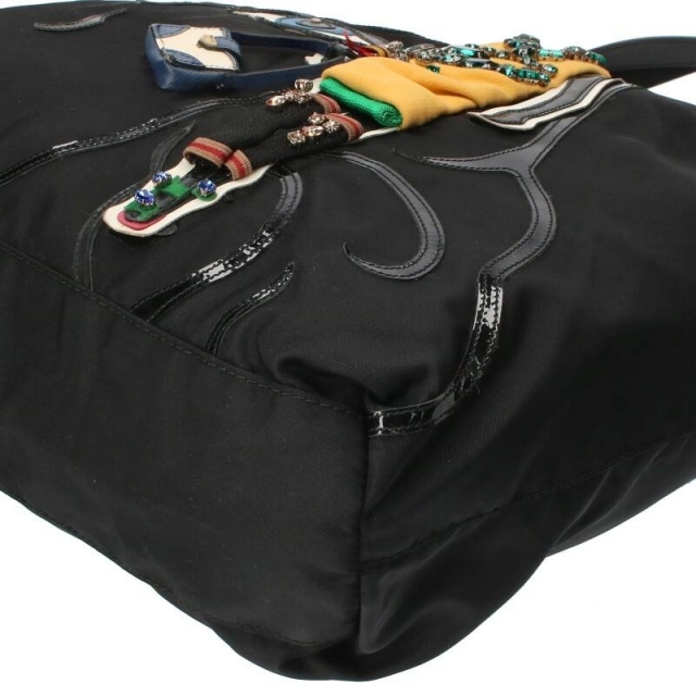 PRADA(プラダ)のプラダ Y2424216 三角ロゴプレートフェイスデザインナイロントートバッグ レディース レディースのバッグ(トートバッグ)の商品写真