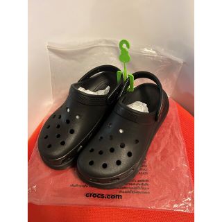 クロックス(crocs)のゆちゃん様専用　超美品☆クロックスクラッシュ厚底サンダル24㎝(サンダル)