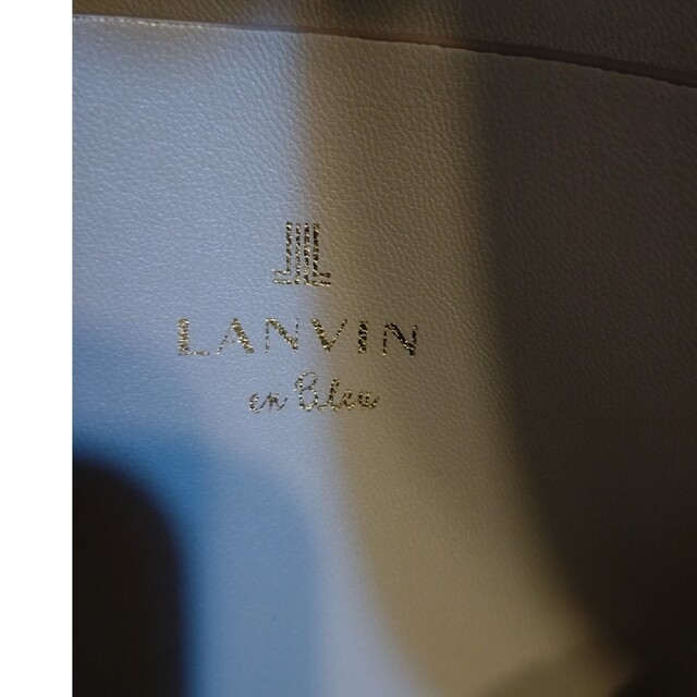 LANVIN en Bleu(ランバンオンブルー)のランバンオンブルー　バック レディースのバッグ(ハンドバッグ)の商品写真