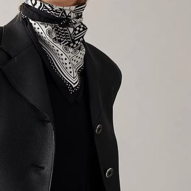 週末限定HERMES エルメス カレ バンダナ55 ジグザグのサングル | www