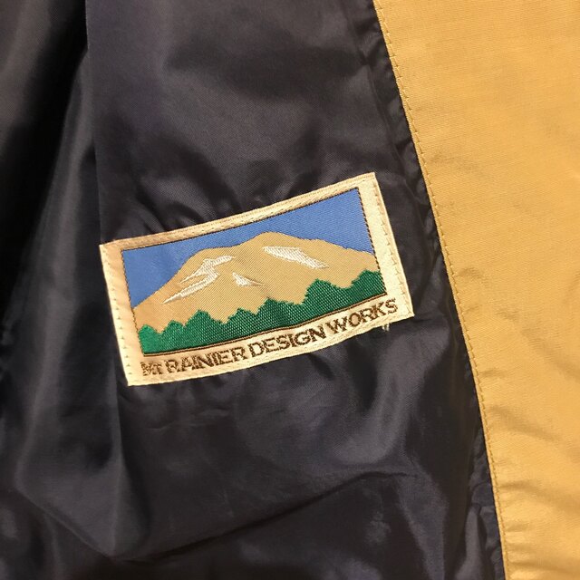 Mt RAINIER DESIGN WORKS マウンテンパーカー