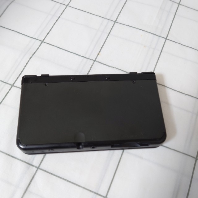 「Newニンテンドー3DS ブラック液晶美品 3