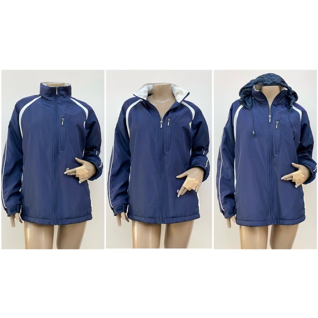 四回使用 紺色×クリーム色のジャケット トレーニングトップス L レディースのジャケット/アウター(その他)の商品写真