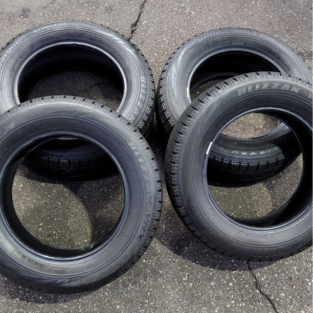 215/60R16 BLIZZAK VRX - タイヤ
