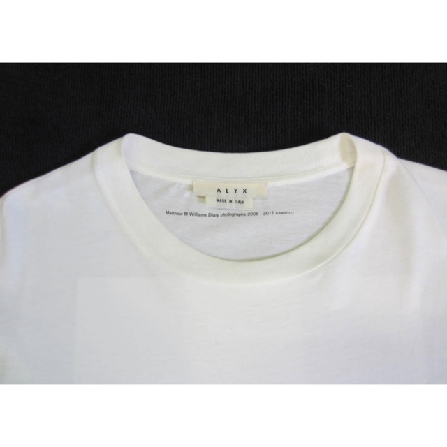 定価2万 ALYX 1017 Tシャツ Mサイズ 白 アリクス 登坂着 メンズのトップス(Tシャツ/カットソー(半袖/袖なし))の商品写真
