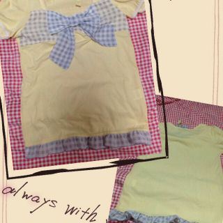 リボンつきTシャツ(Tシャツ(半袖/袖なし))